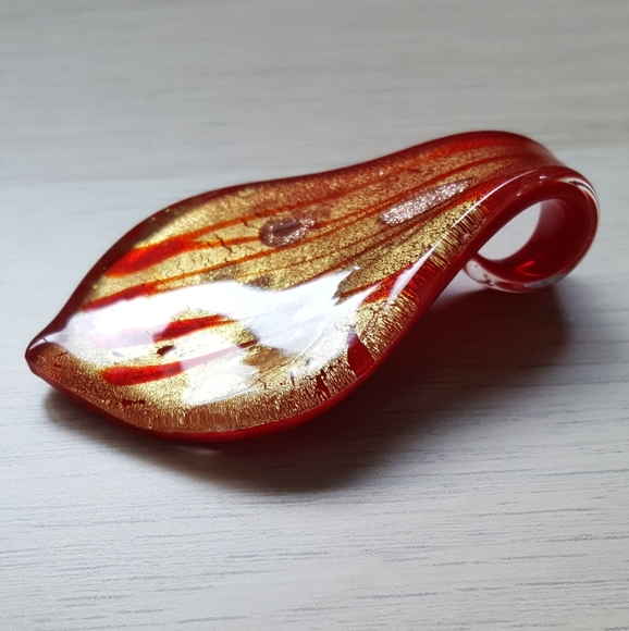 Glass and gold pendant - Picture 3 of 7